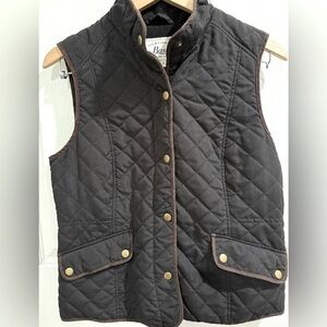 Bass Women's Quilted Black Vest with Brown Trim Heritage Fisherman Angler